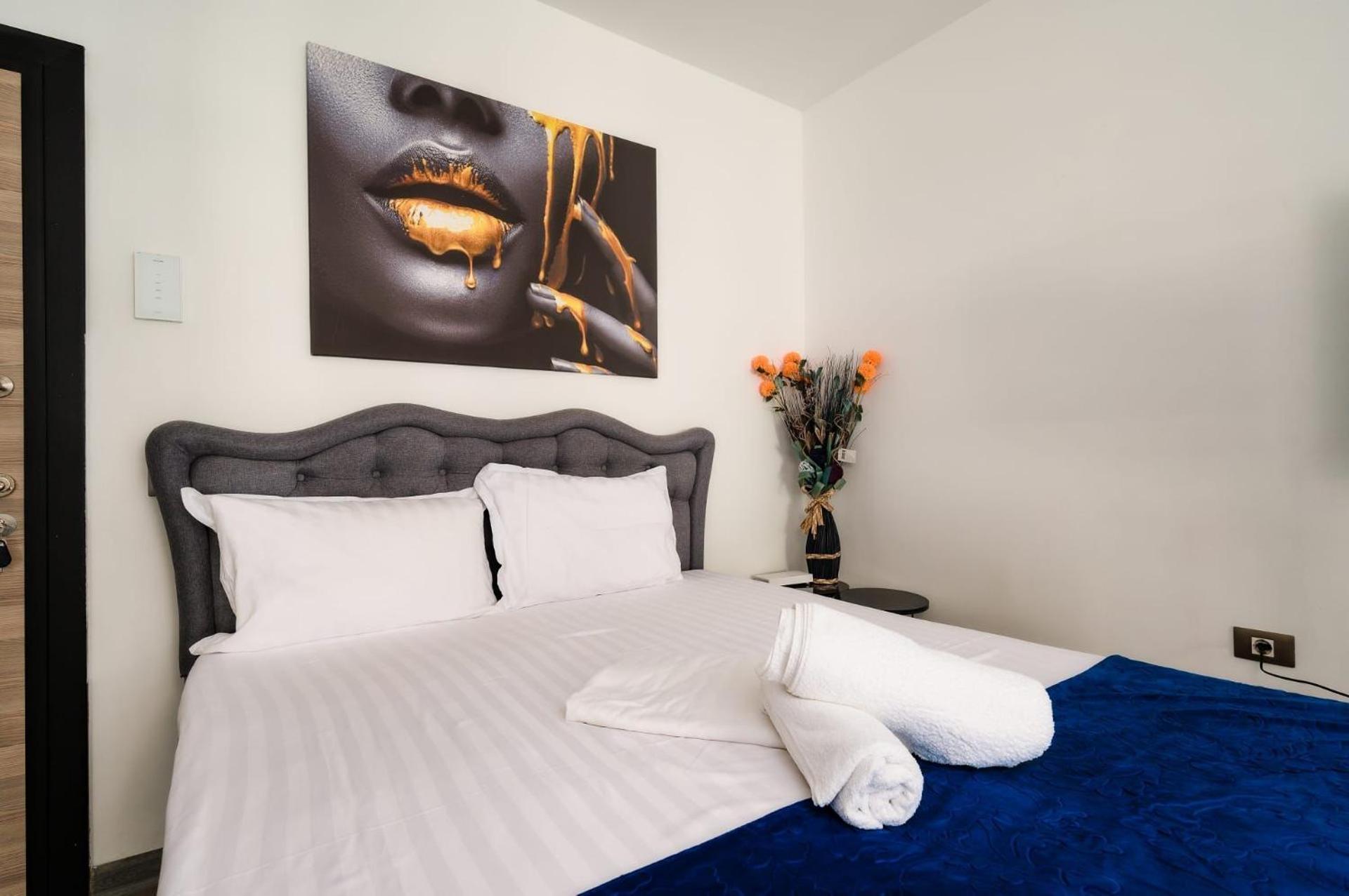 Luxury Suite Alezzi Beach Apartment Piscina Incalzita Sauna Jacuzzi Parking Năvodari Eksteriør bilde