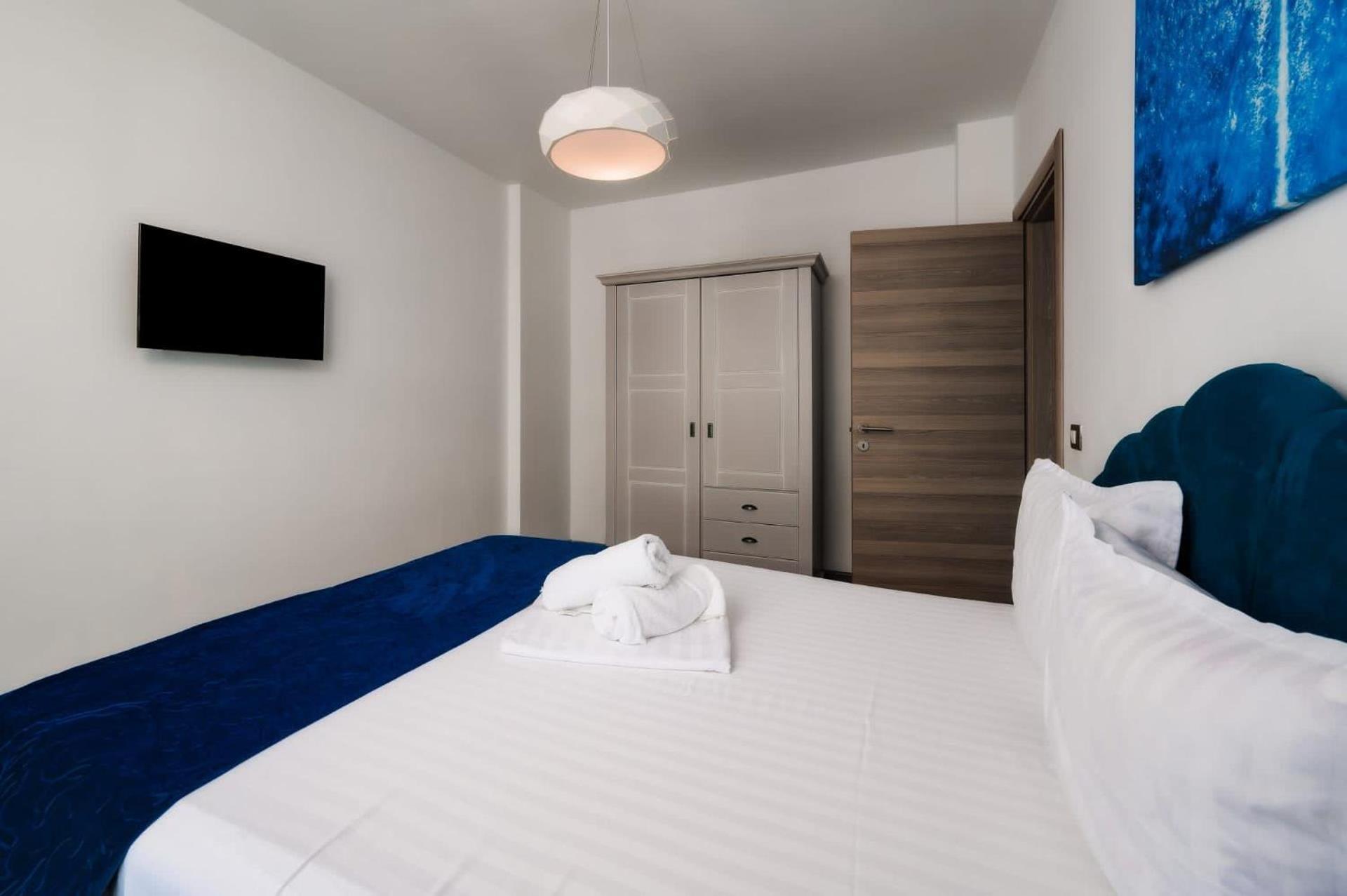 Luxury Suite Alezzi Beach Apartment Piscina Incalzita Sauna Jacuzzi Parking Năvodari Eksteriør bilde