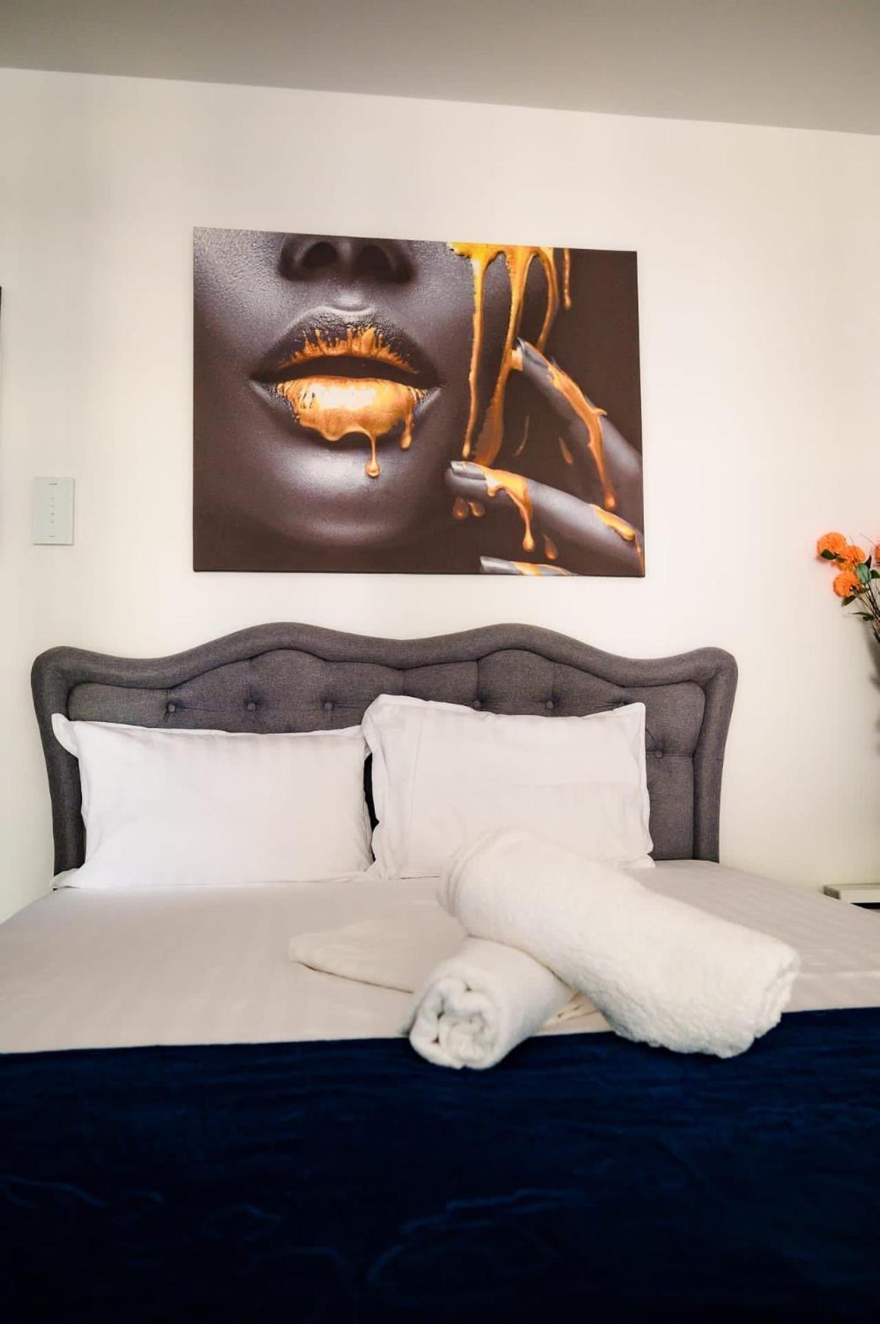 Luxury Suite Alezzi Beach Apartment Piscina Incalzita Sauna Jacuzzi Parking Năvodari Eksteriør bilde